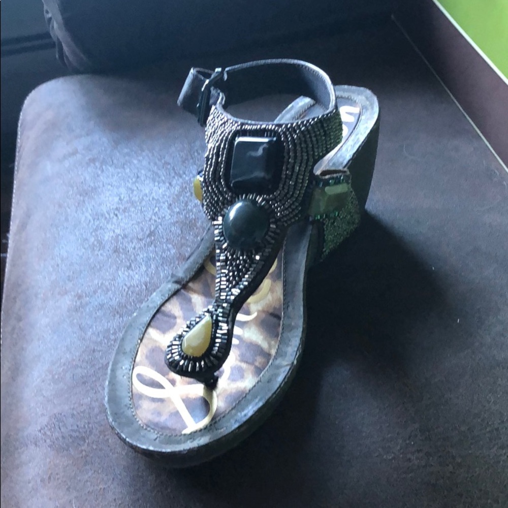 Women’s sandals